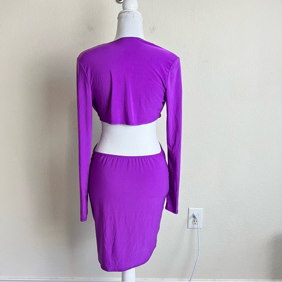Fashion Nova Violet Slinky Cut Out V-Neck Criss Cross Long Sleeve Mini Dress - Picture 3 of 7